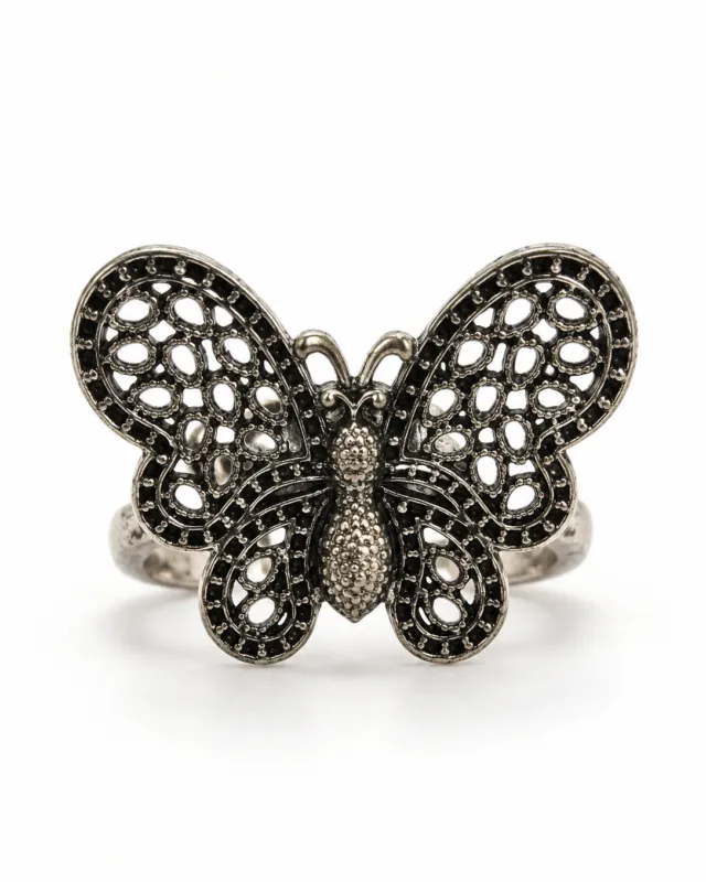 Butterfly Filigree Ring — front view of the filigree wings