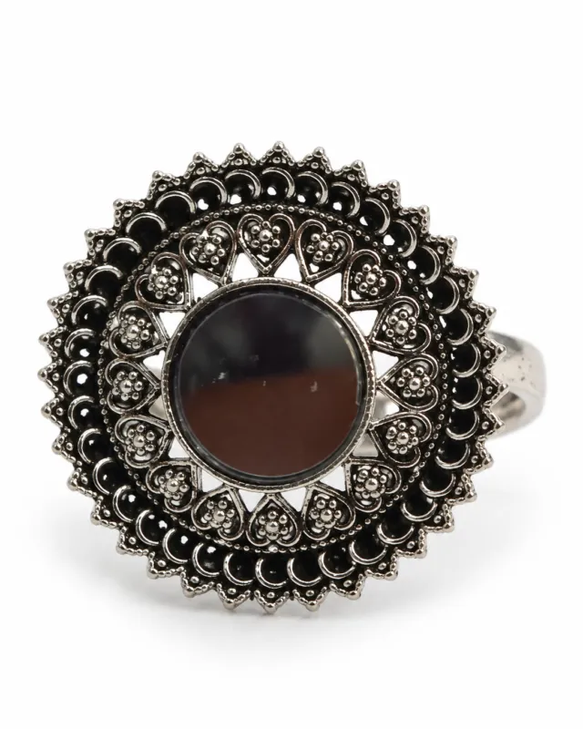 Dark Stone Filigree Ring