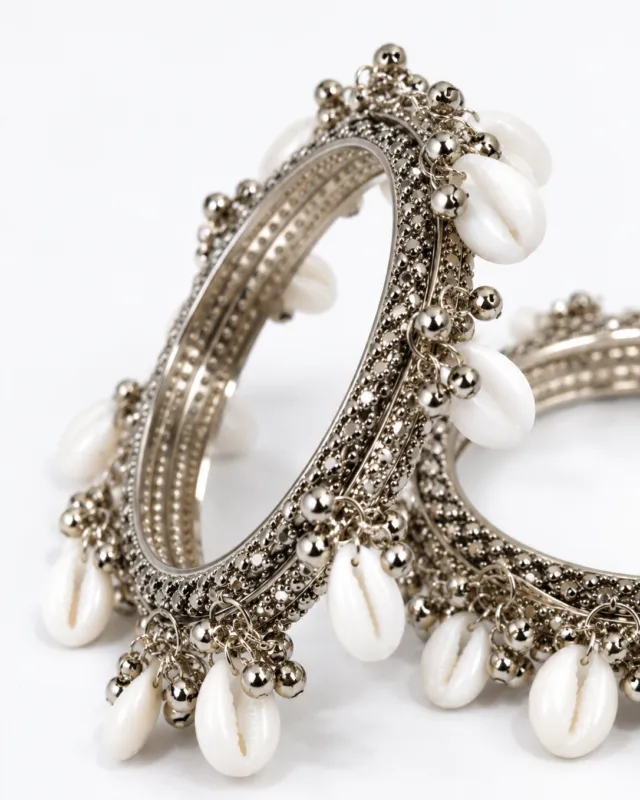 Cowrie Shell Oxidised Bangles — close-up of the cowrie shell trim
